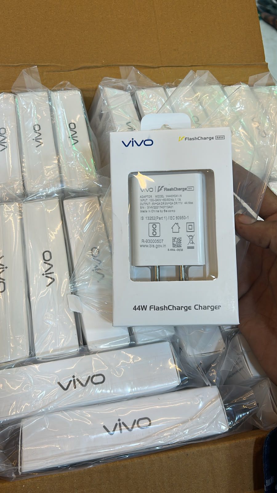 VIVO 44W ORIGINAL FLASH CHARGER